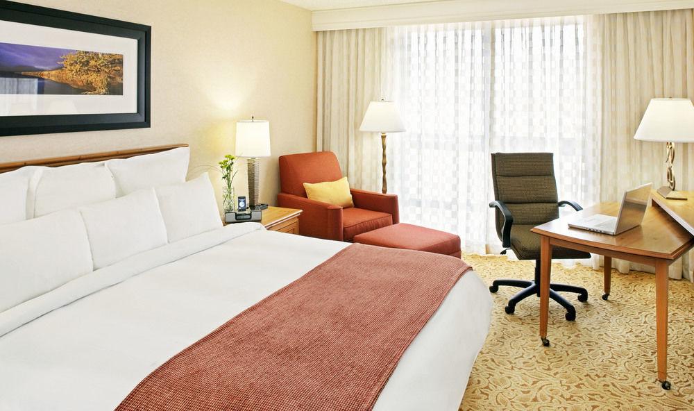 גולדן Denver Marriott West מראה חיצוני תמונה